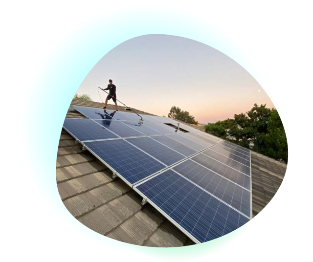 Los Angeles Solar Panel Washing Service