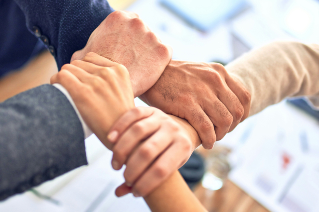Expertise en droit social chez Asmar & Assayag : accompagnement en gestion des relations de travail, conformité RH et droit du travail.
